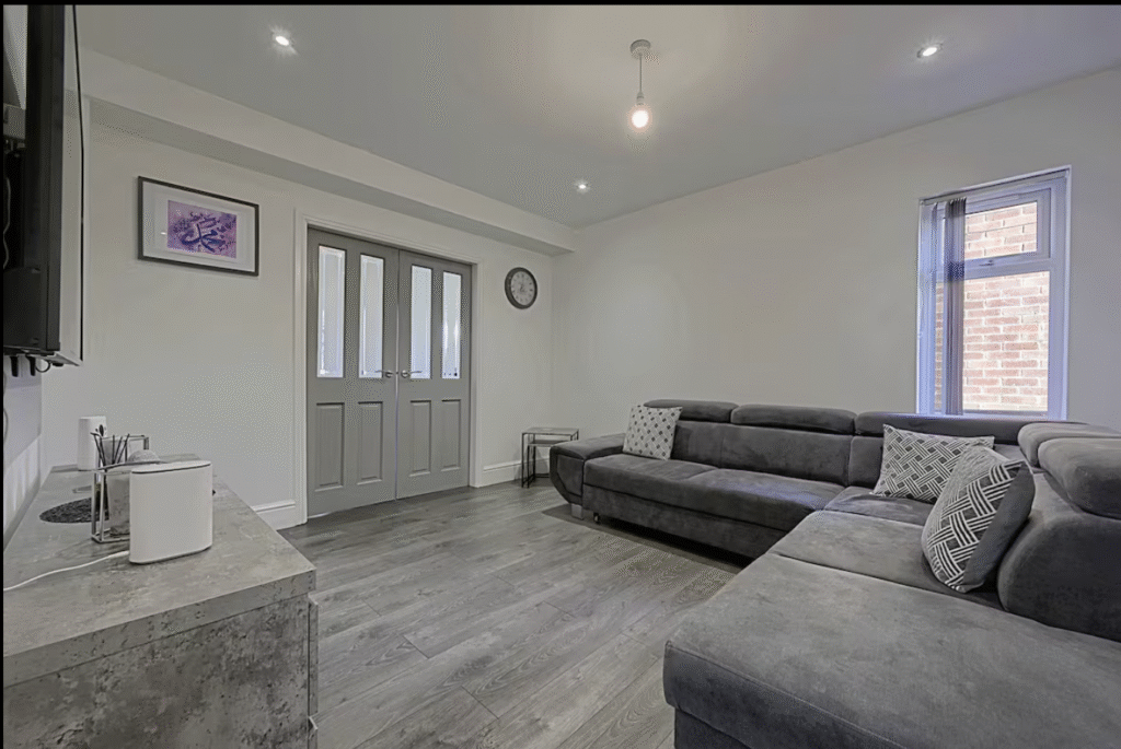 Screenshot 2025 12 01 at 15.43.40