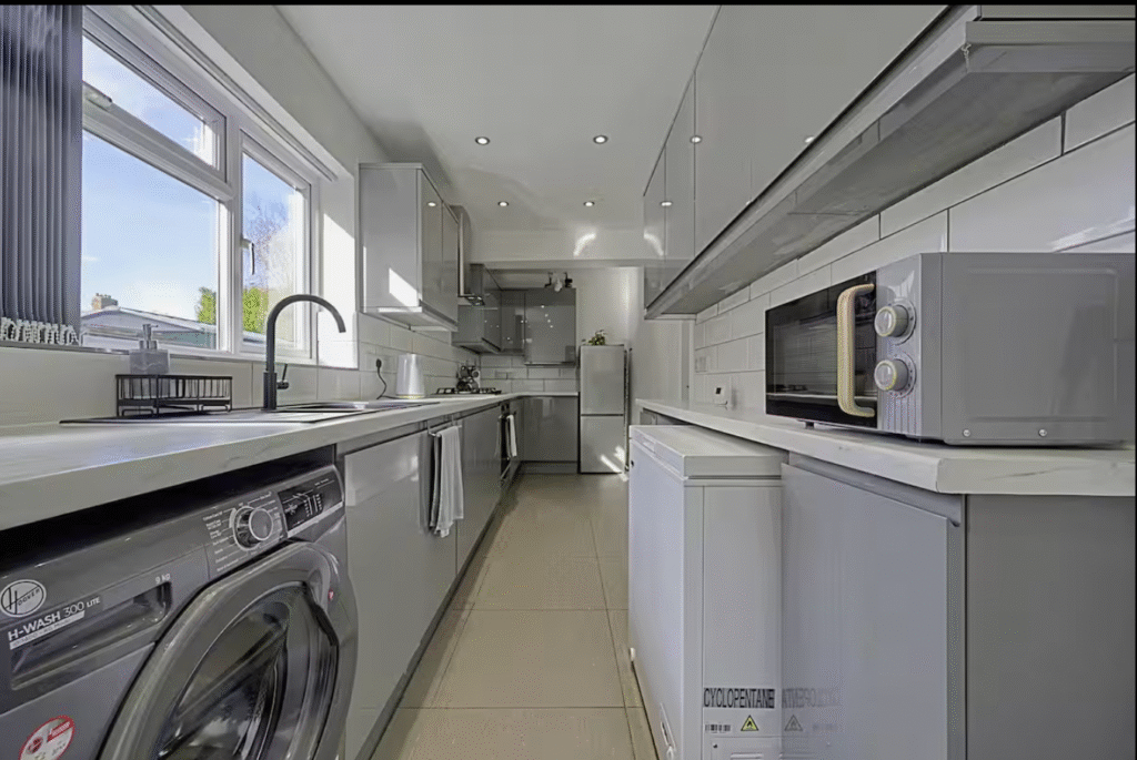 Screenshot 2025 12 01 at 15.44.16