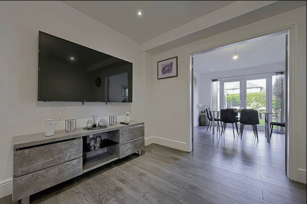 Screenshot 2025 12 01 at 15.44.35